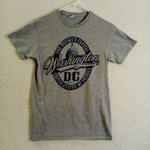 Washington D.C. Delta T-Shirt Adult Medium‎ Short Sleeve Gray